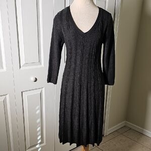 Elegant Gray Ribbed Knit Dress. Size XL. Very Flattering. By Kasper XL